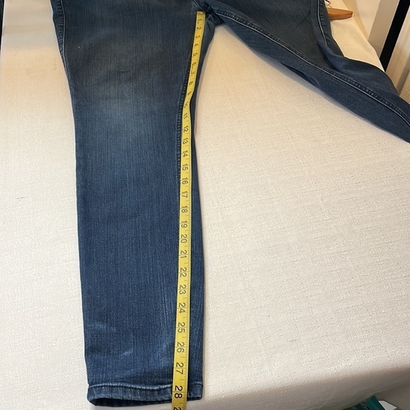 TORRID bombshell skinny jeans, - Picture 7 of 7